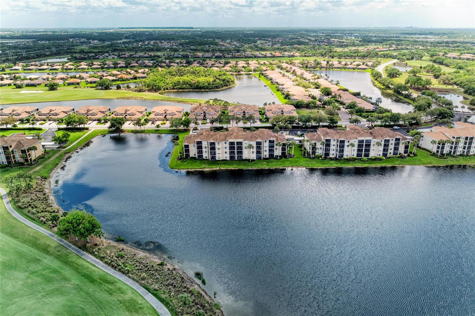 7911 GRAND ESTUARY TRAIL 201, BRADENTON, FL, 34212 2 7911 GRAND ESTUARY TRAIL 201
