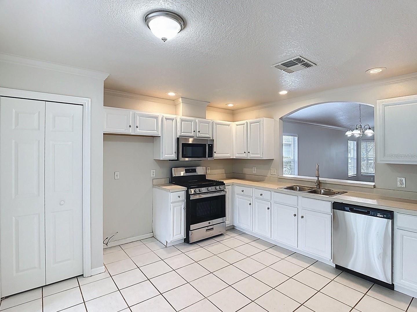 SUMMERFIELD VILLAGE SUBPHASE C - Residential