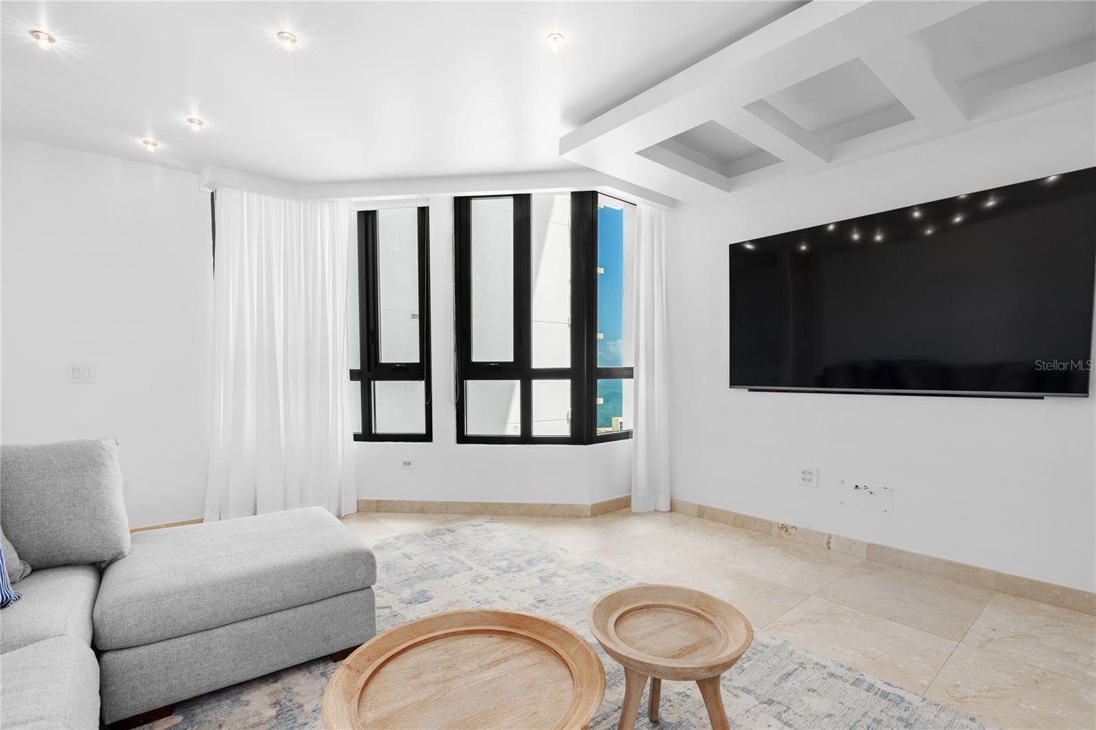 CARIBE PLAZA - Residential