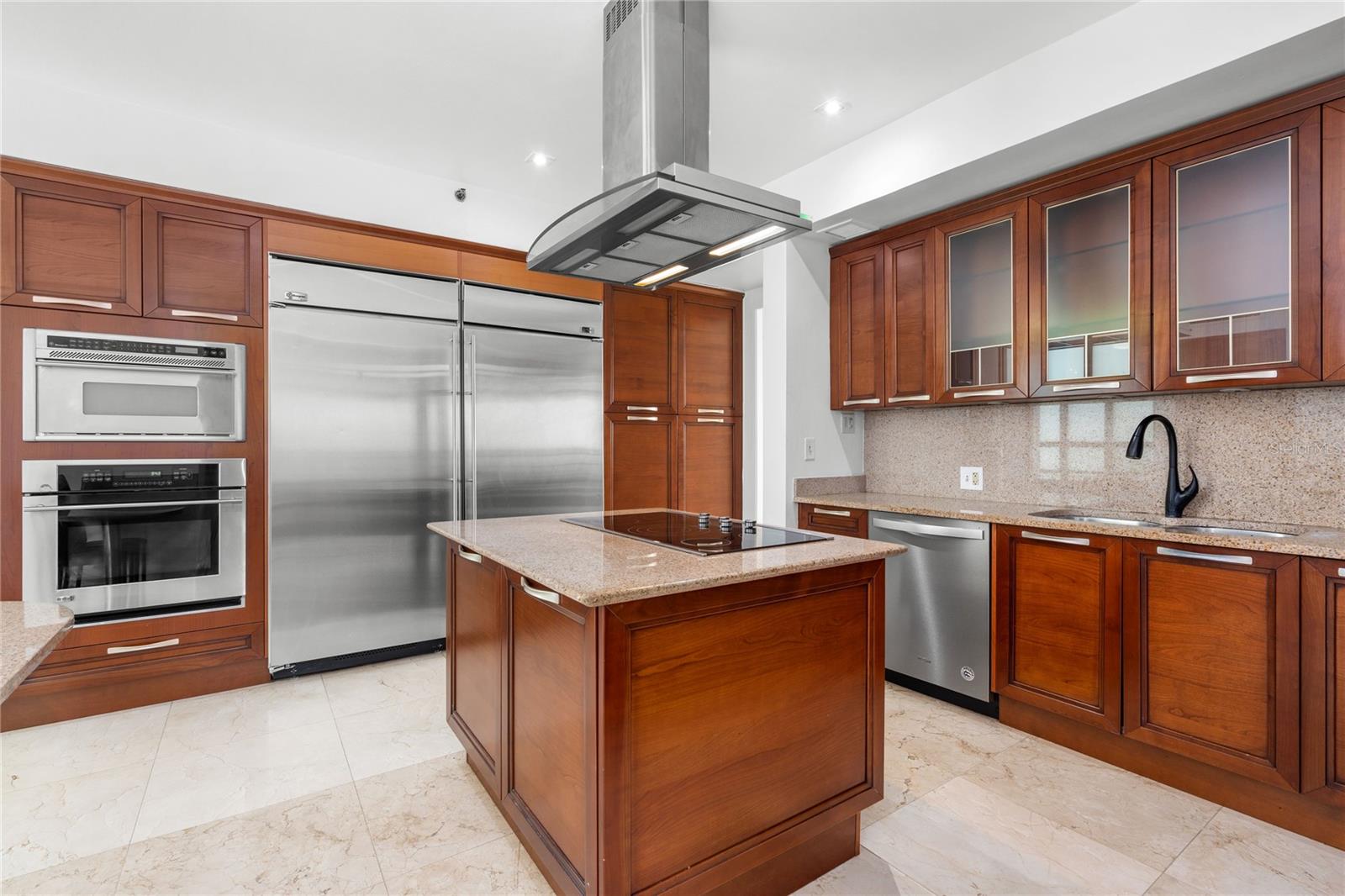 CARIBE PLAZA - Residential