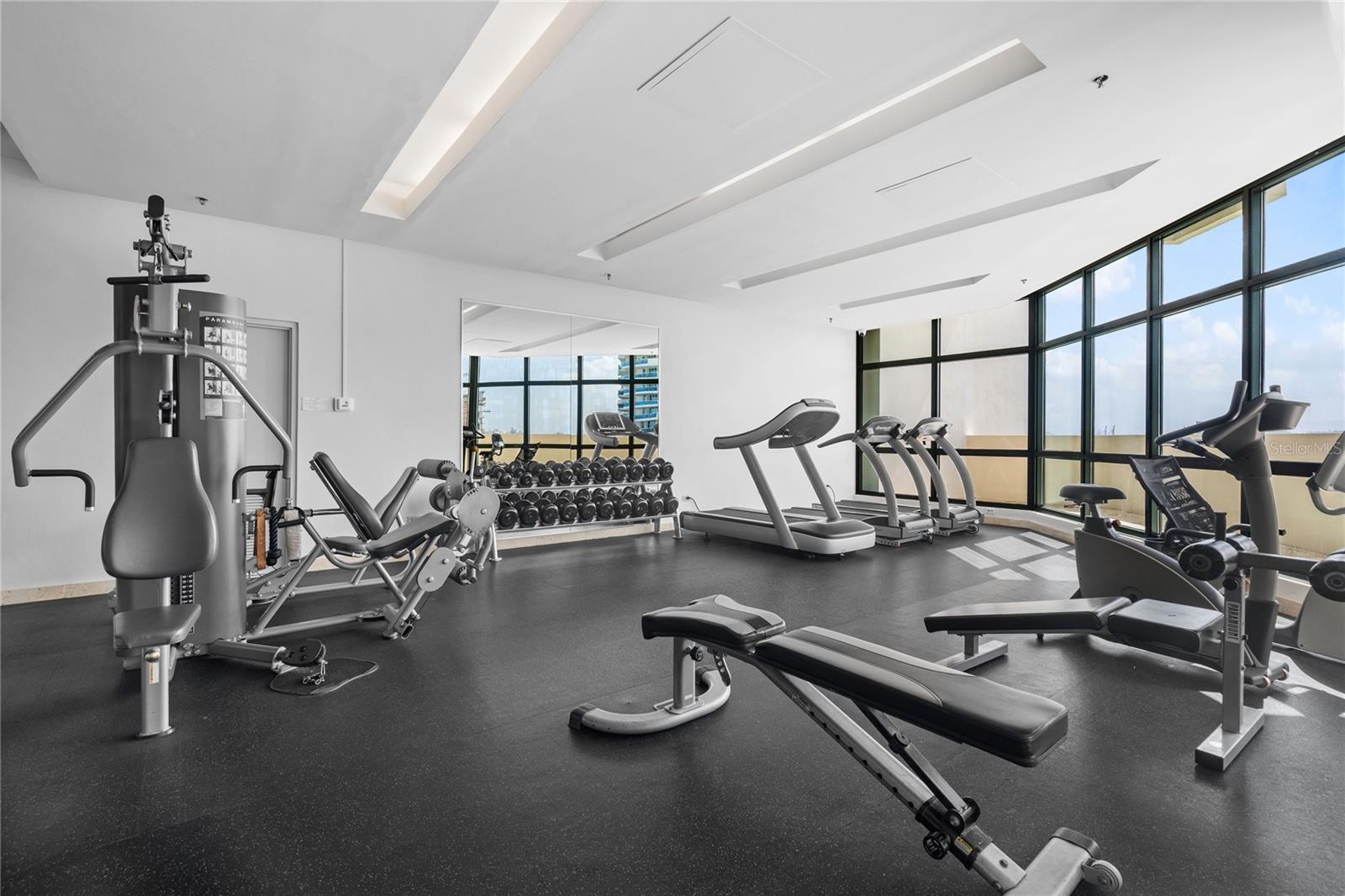 CARIBE PLAZA - Residential