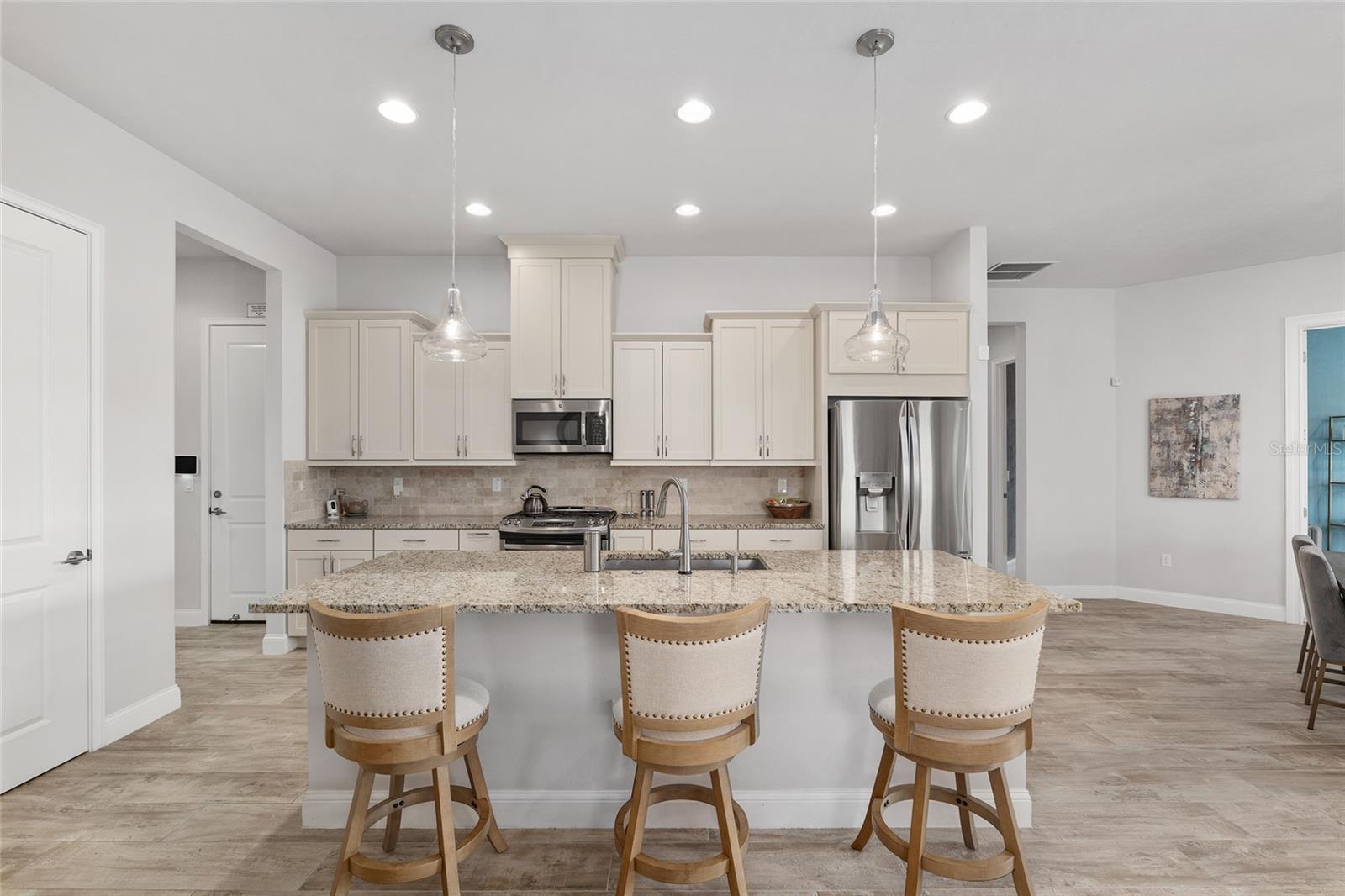 11913 SW 33RD LANE