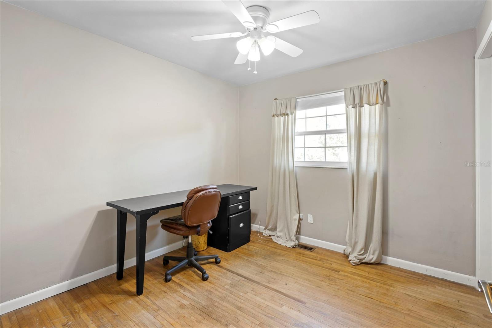 WOODHILL ACRES - Residential