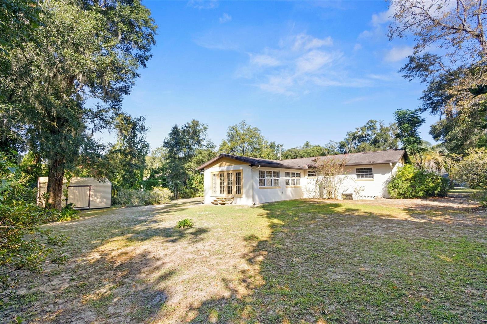 WOODHILL ACRES - Residential