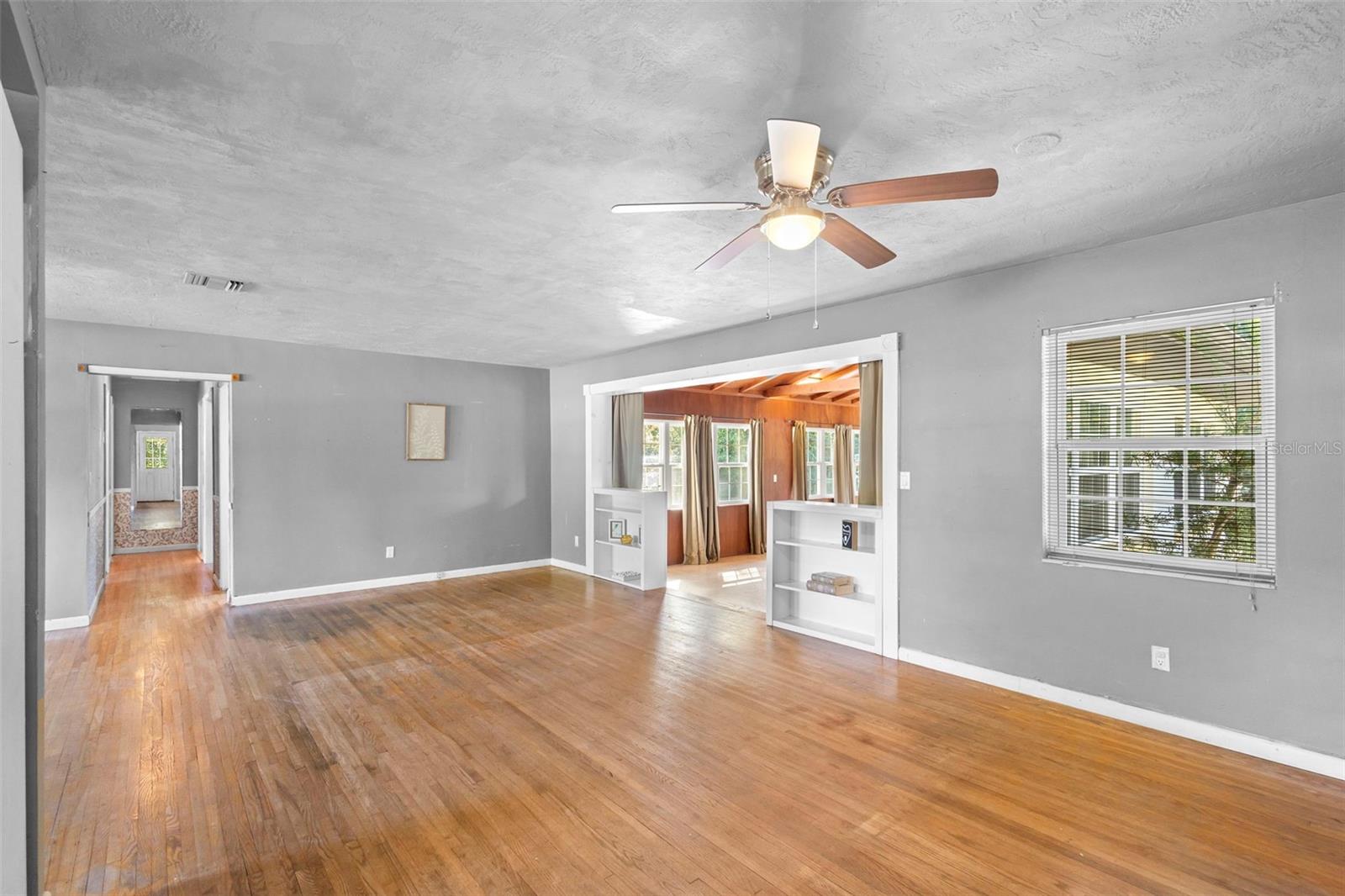 WOODHILL ACRES - Residential