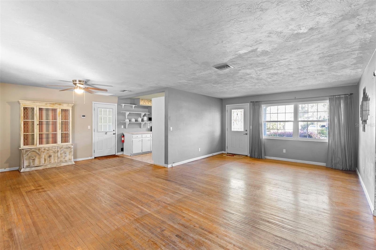 WOODHILL ACRES - Residential