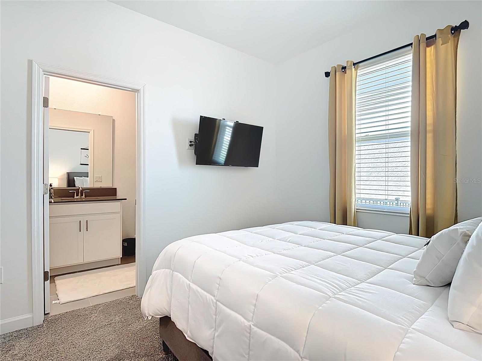 GARDEN HILL/PROVIDENCE PH - Residential