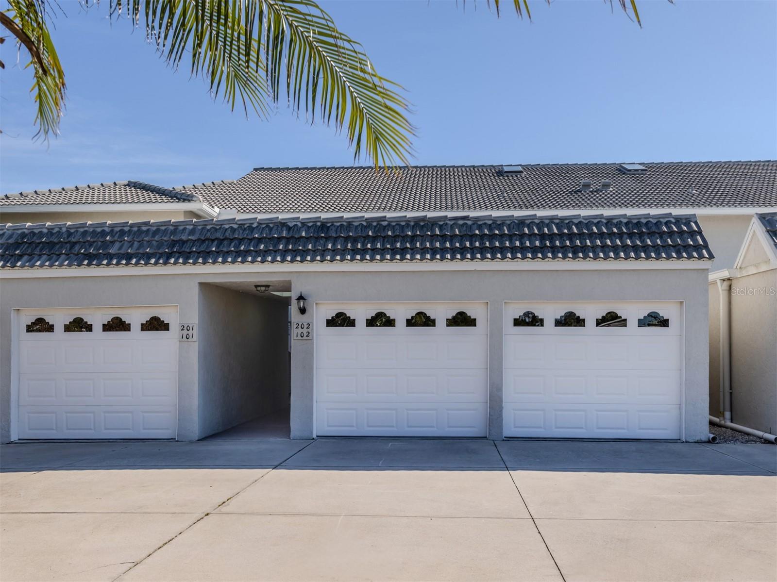 GOLFVISTA - Residential