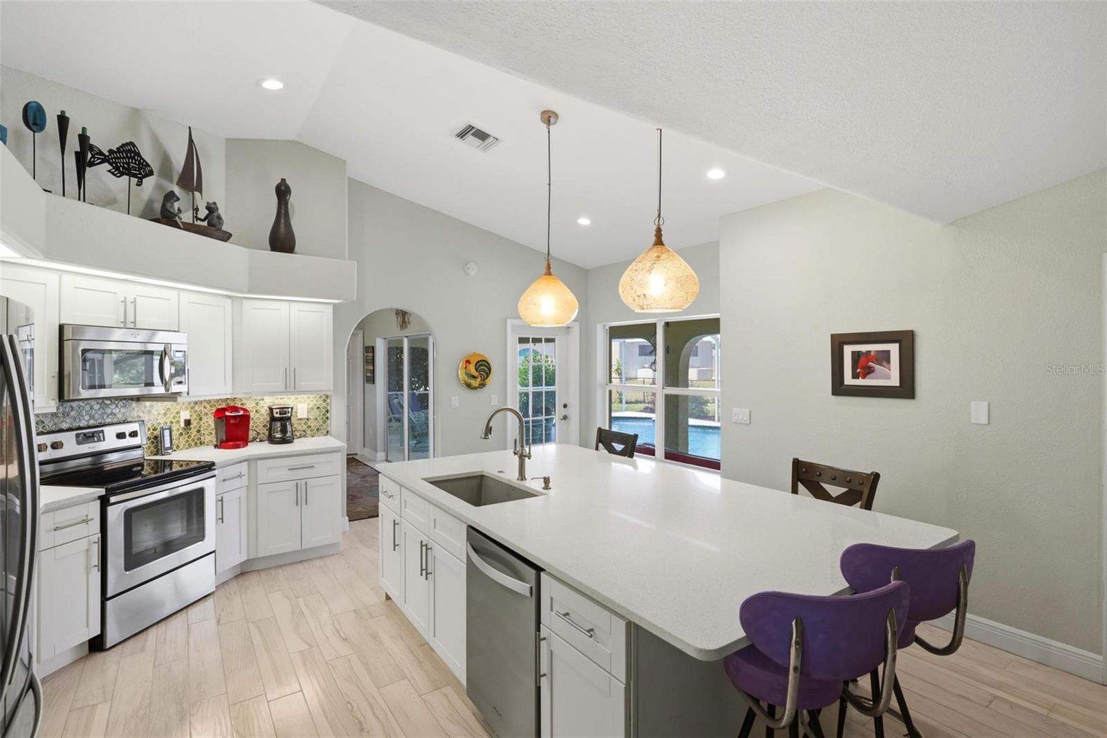 ROTONDA WHITE MARSH - Residential