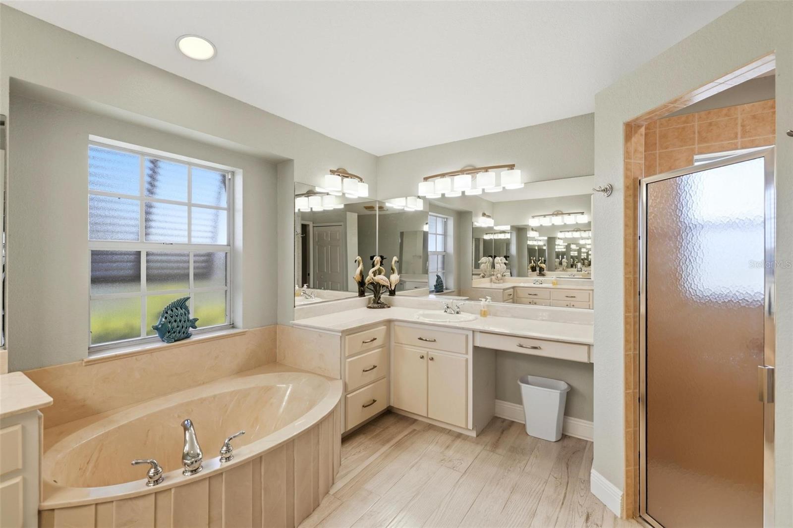 ROTONDA WHITE MARSH - Residential