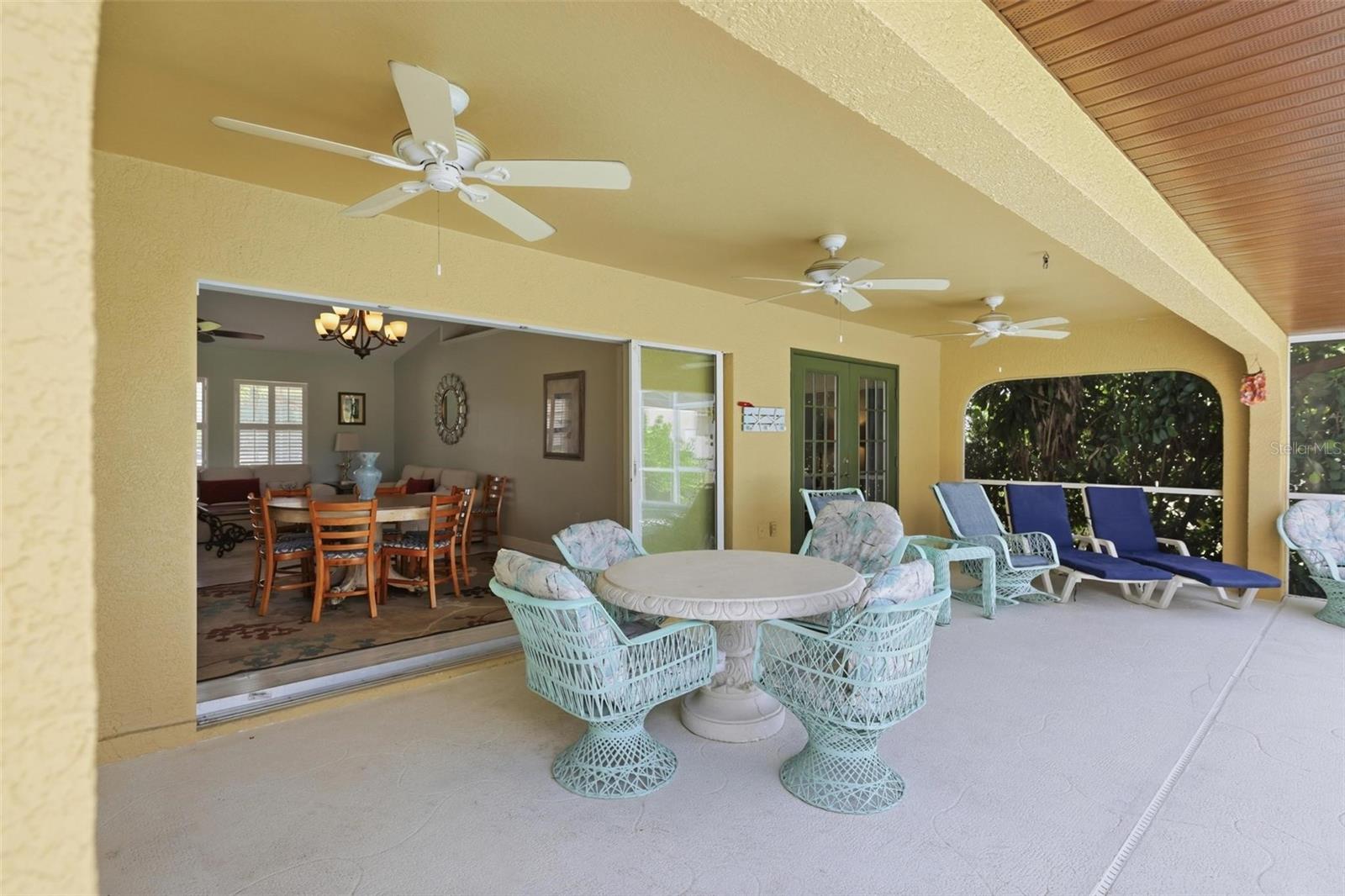 ROTONDA WHITE MARSH - Residential