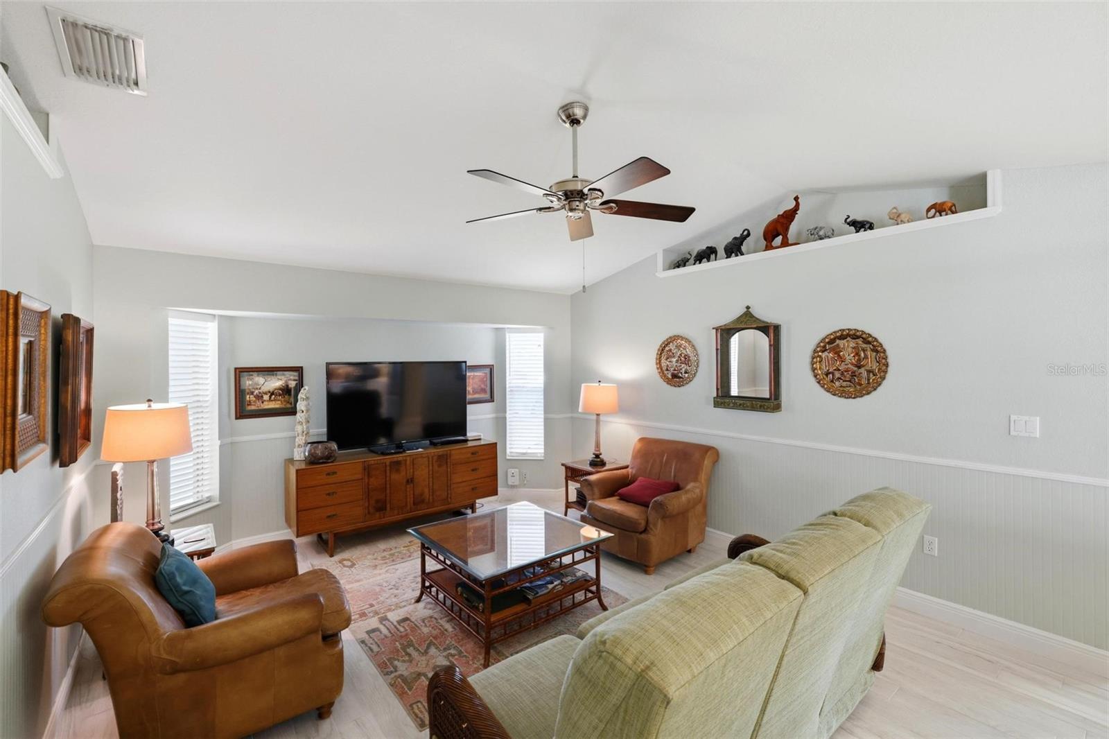 ROTONDA WHITE MARSH - Residential