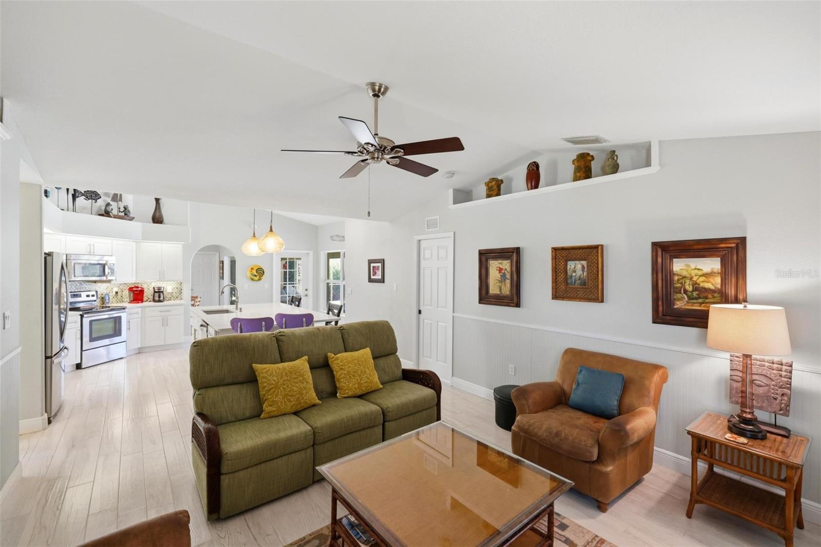 ROTONDA WHITE MARSH - Residential