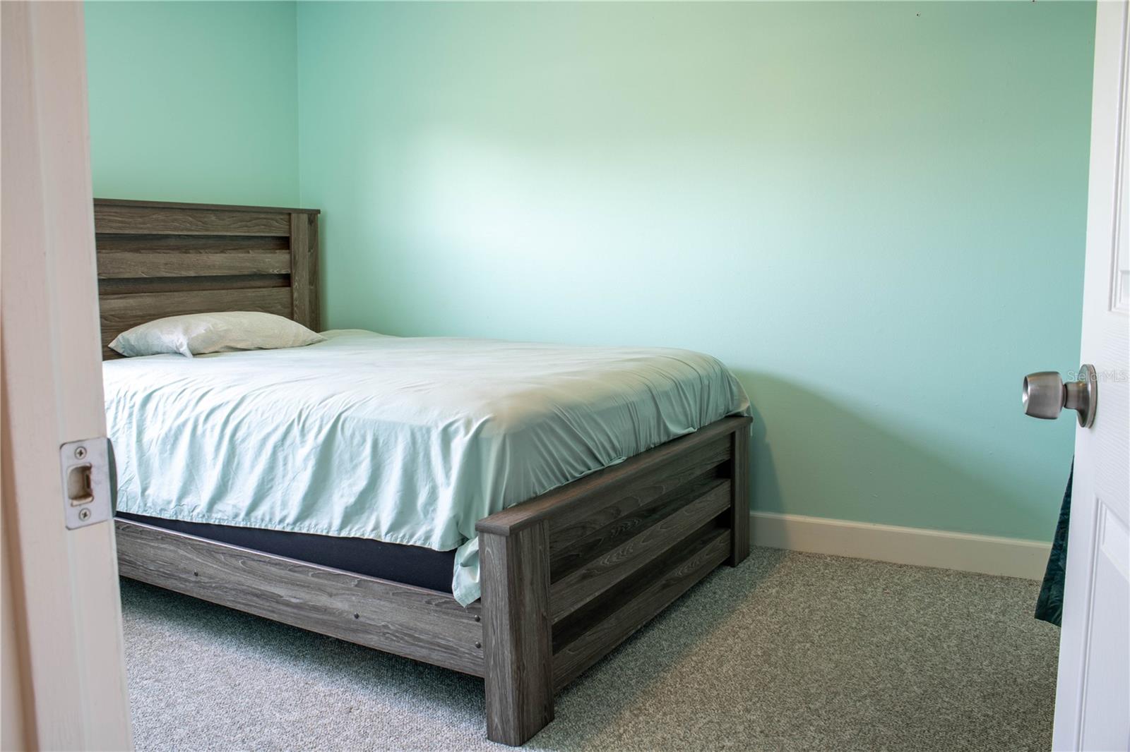 LAKE BENTLEY SHORES CONDO PH 01 - Residential