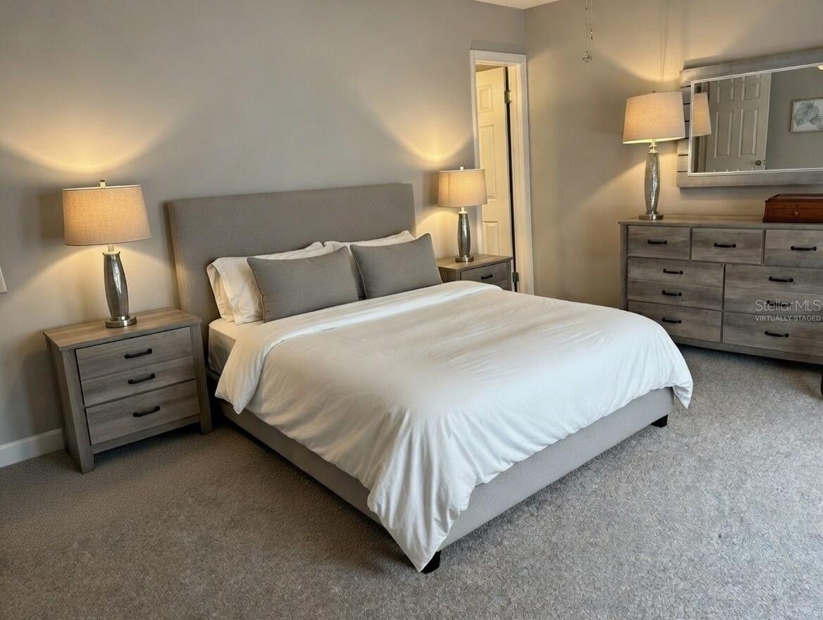 LAKE BENTLEY SHORES CONDO PH 01 - Residential