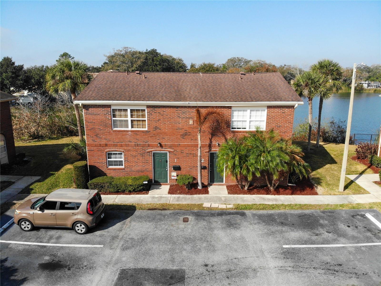 LAKE BENTLEY SHORES CONDO PH 01 - Residential