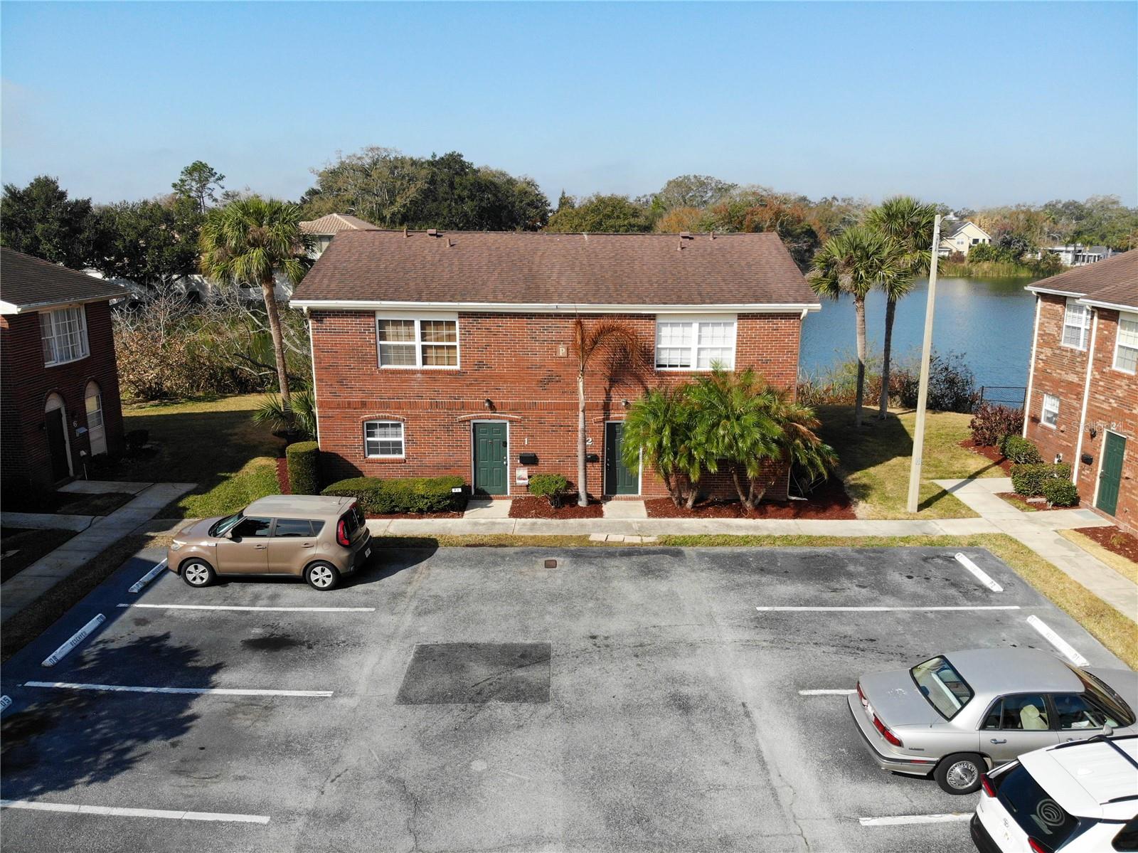 LAKE BENTLEY SHORES CONDO PH 01 - Residential