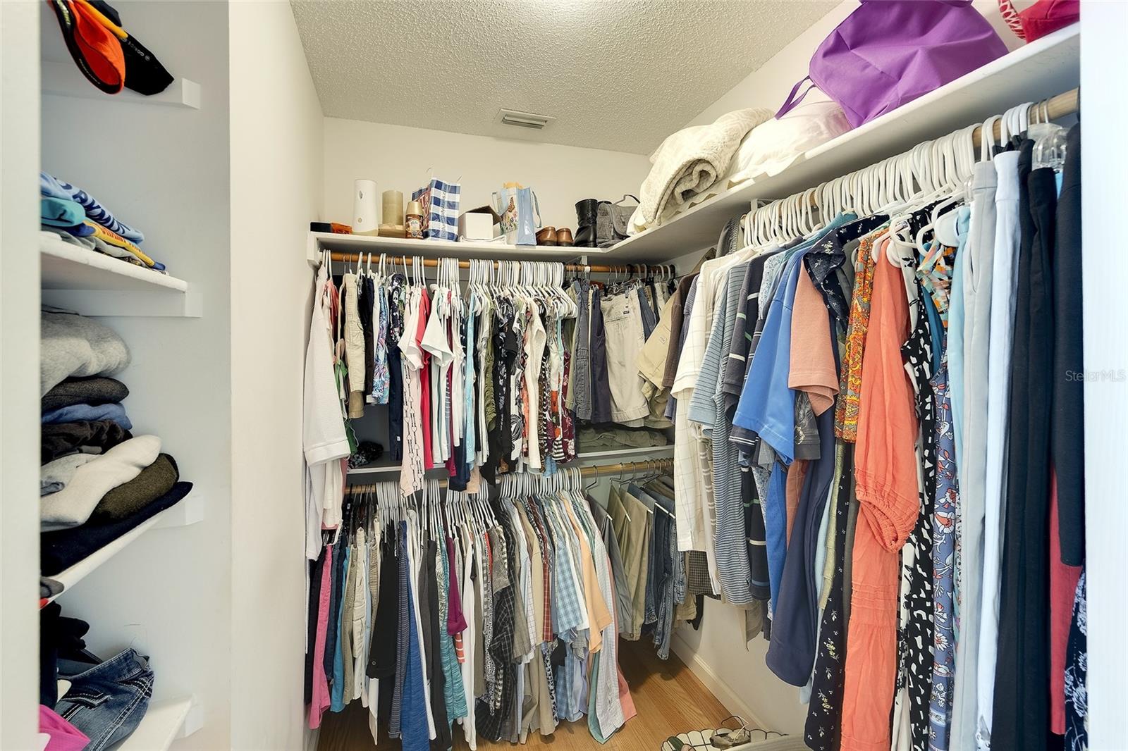 VIVIENDA AT BRADENTON I CONDO - Residential