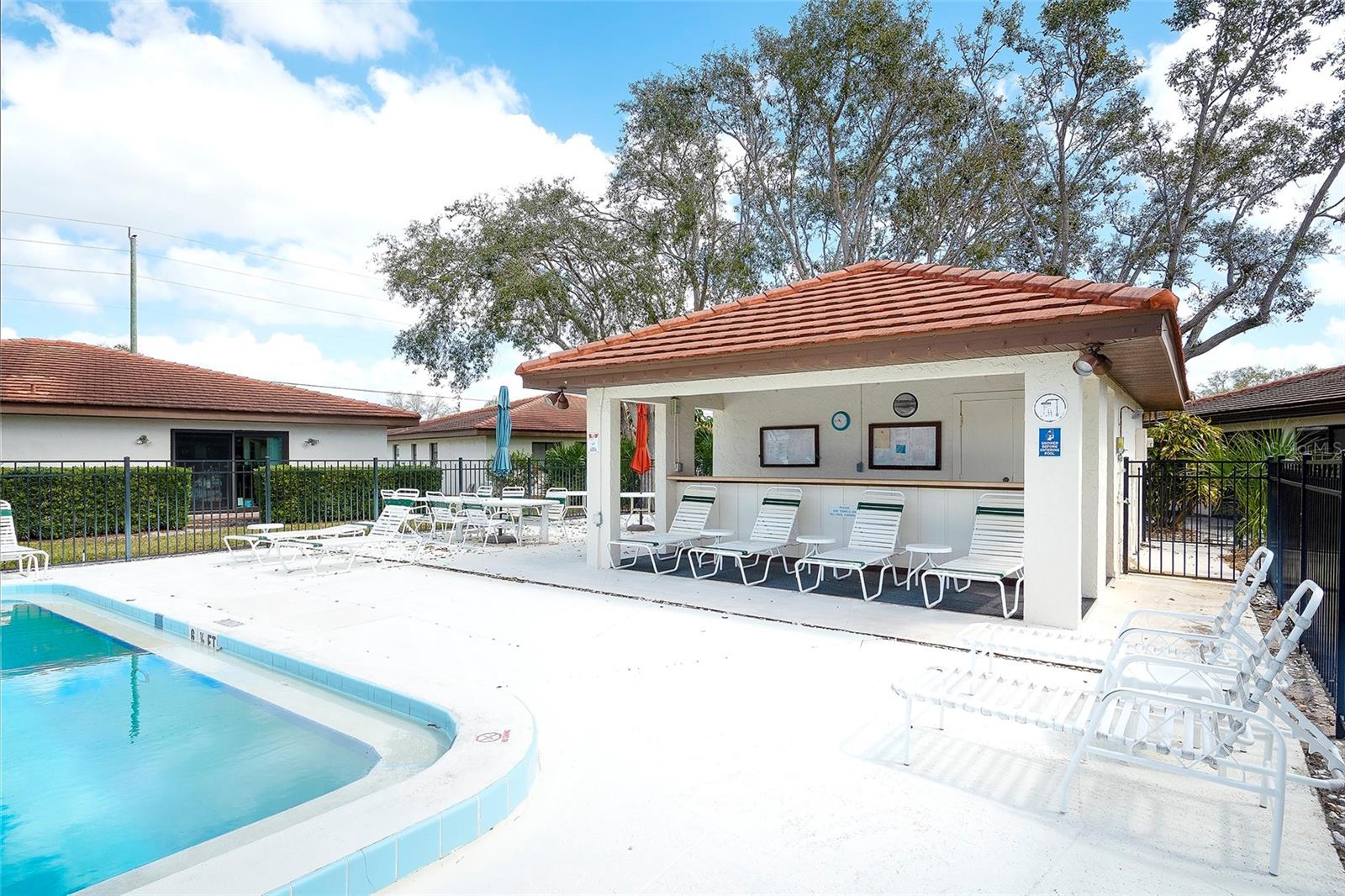 VIVIENDA AT BRADENTON I CONDO - Residential