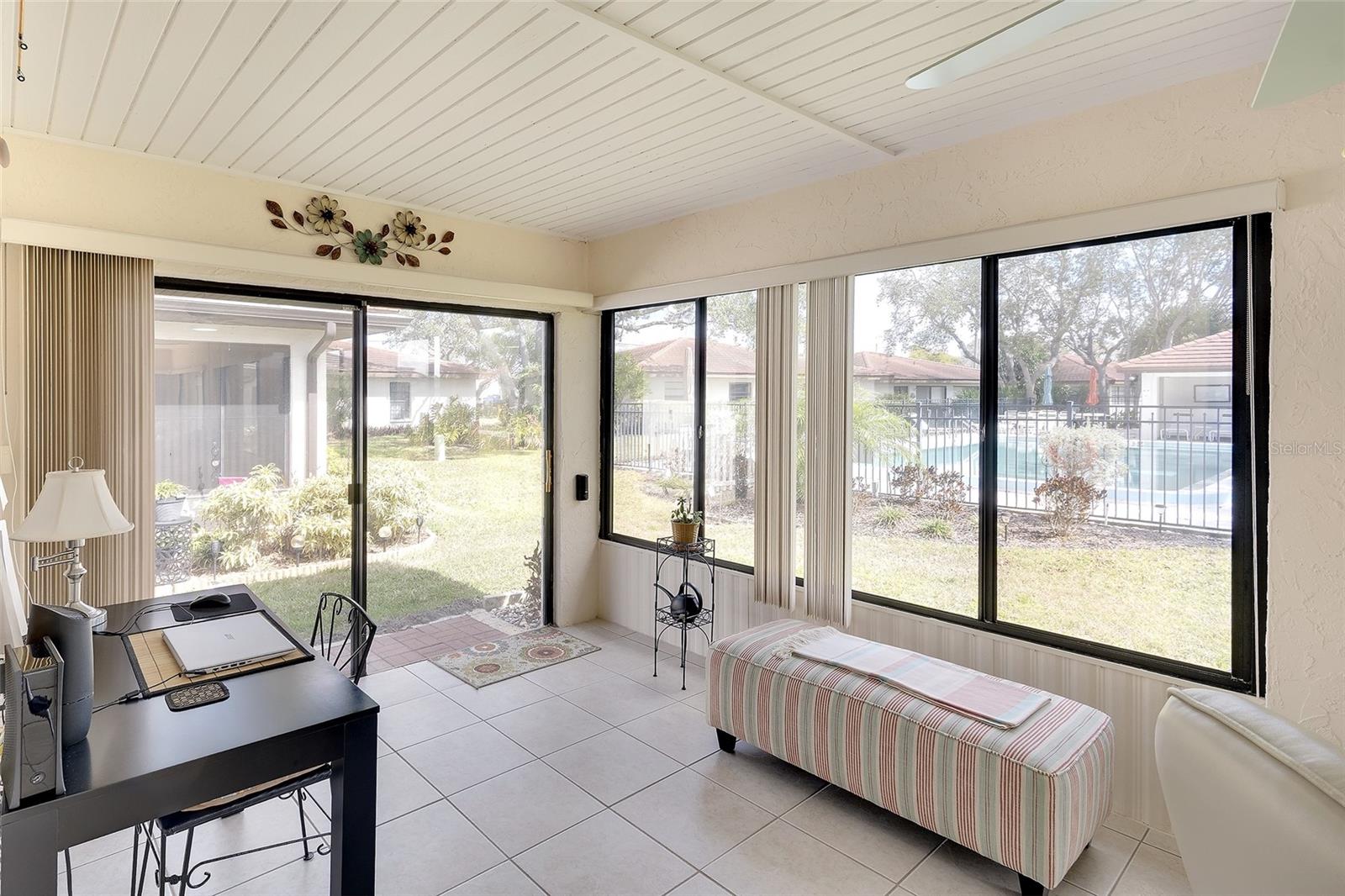 VIVIENDA AT BRADENTON I CONDO - Residential