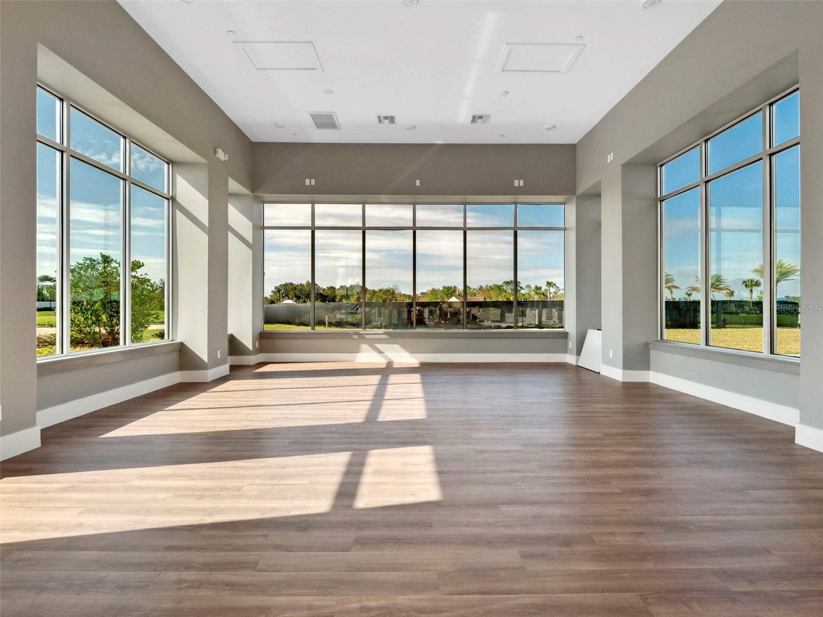 TWIN LAKES PH 1 - Residential