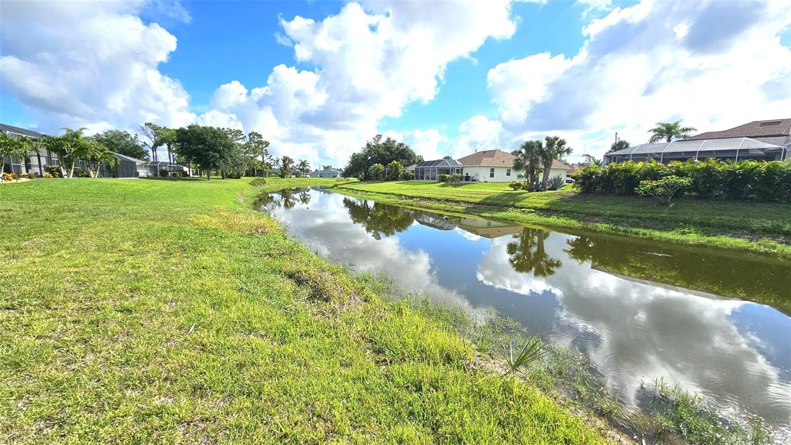 ROTONDA WEST LONG MEADOW - Land