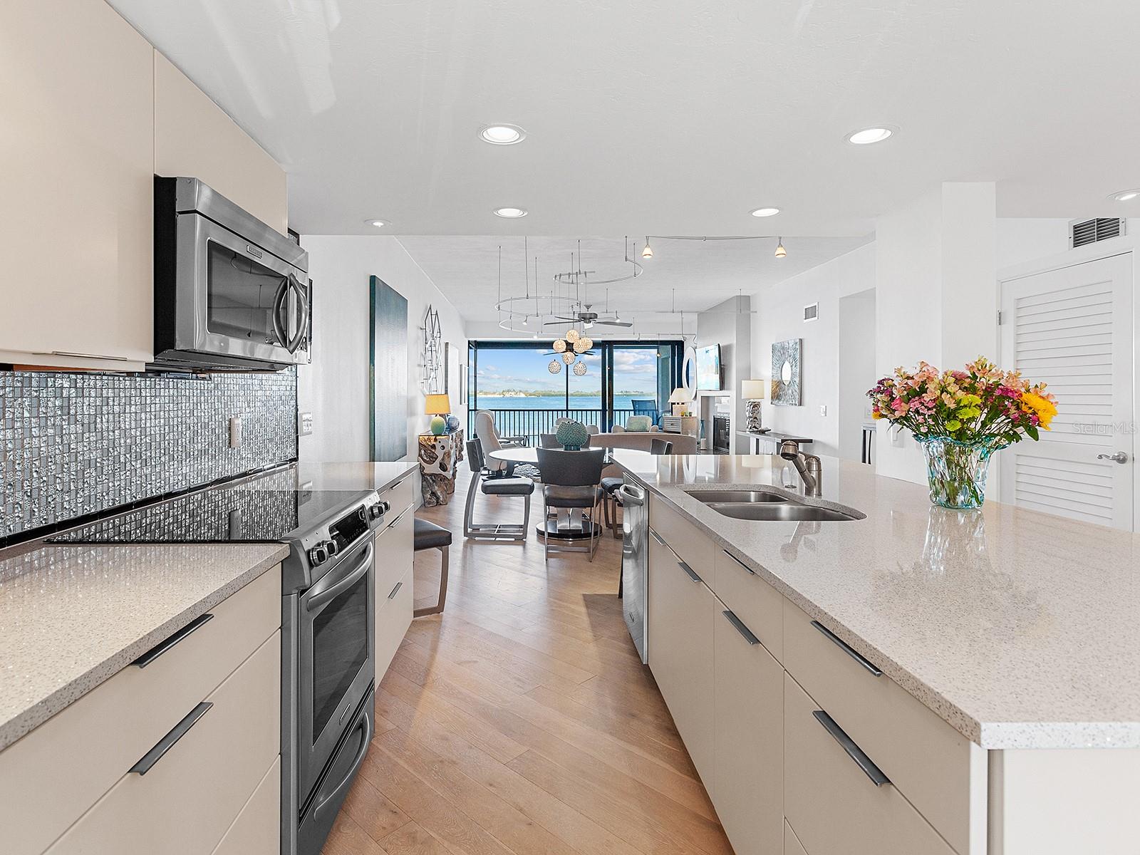 MARINERS COVE I - Residential