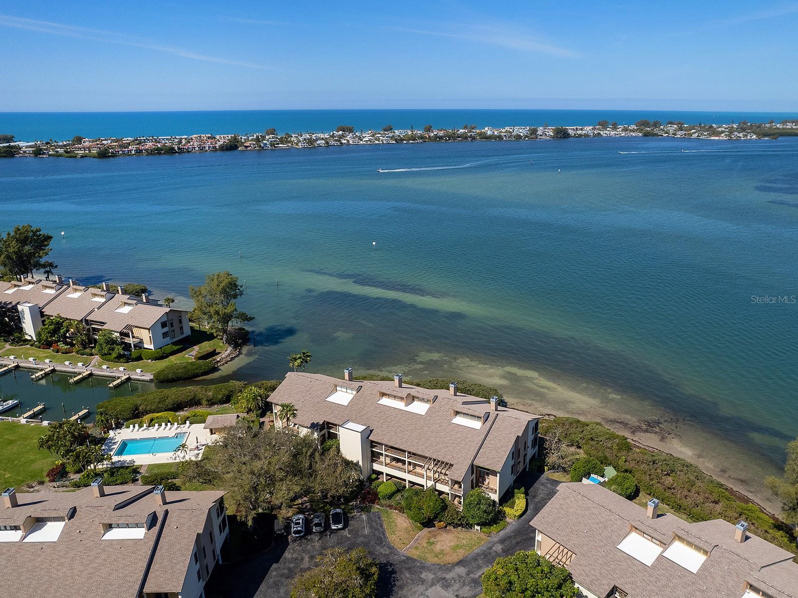 MARINERS COVE I - Residential