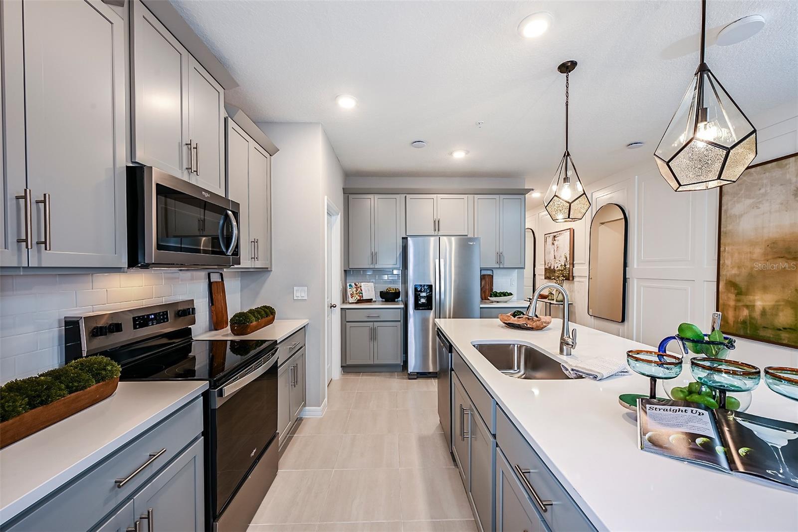 TOWNS AT GREENLEAF - Residential