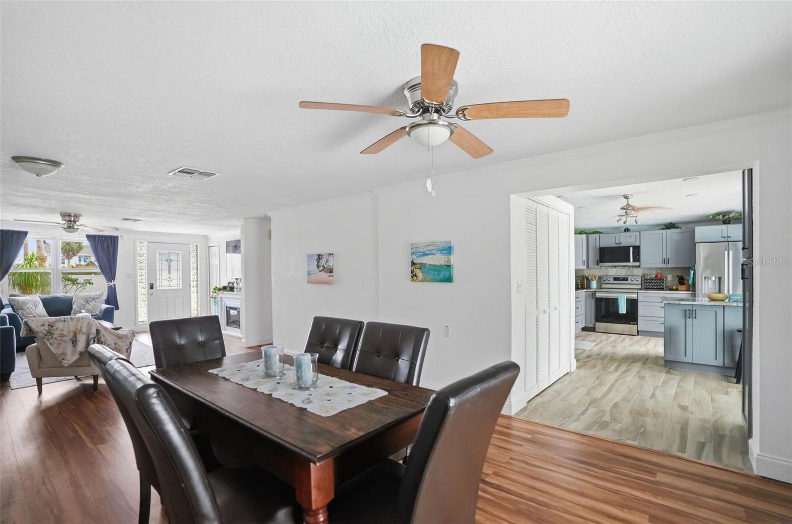 RIVIERA ESTATES - Residential