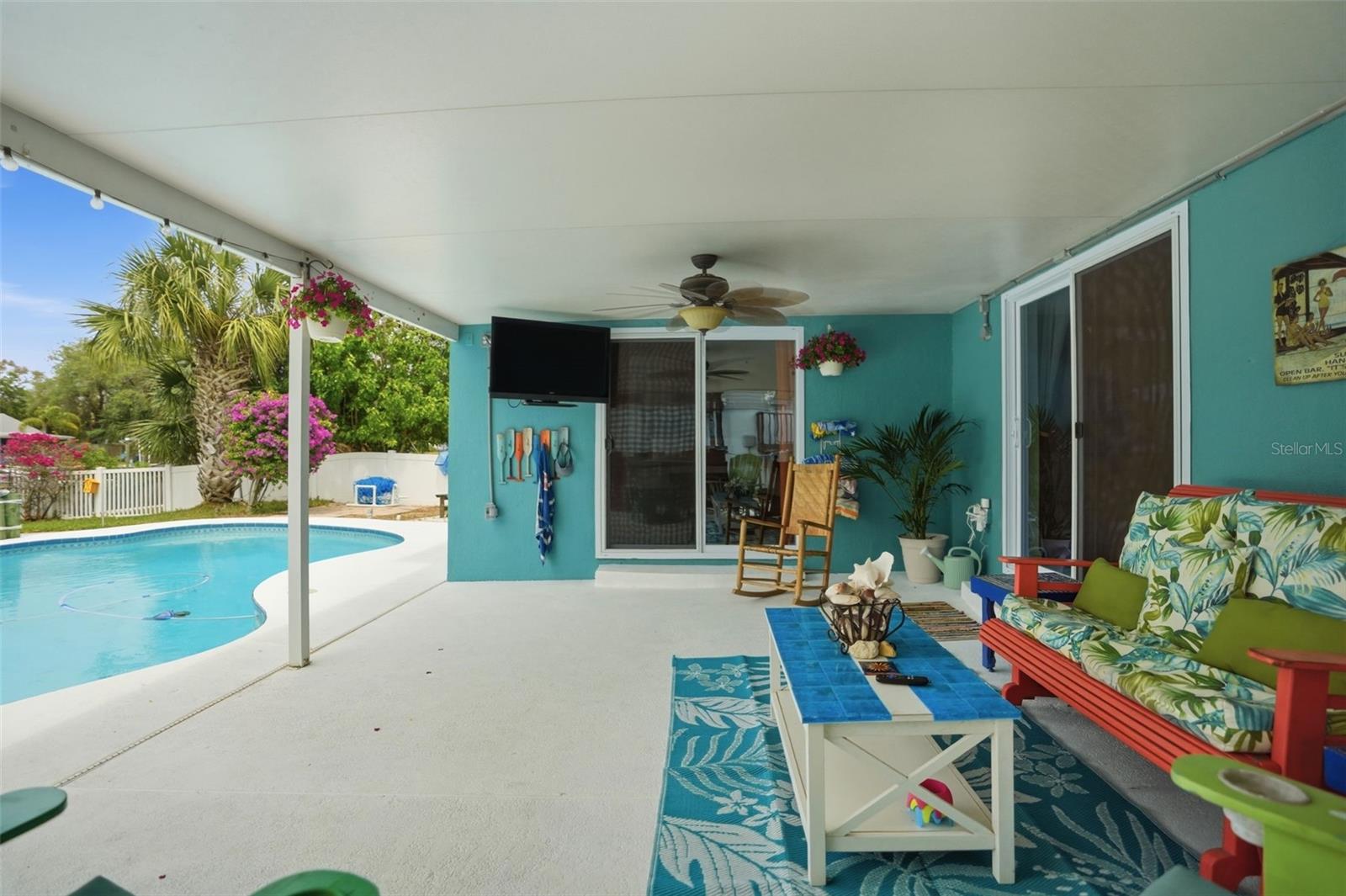 RIVIERA ESTATES - Residential