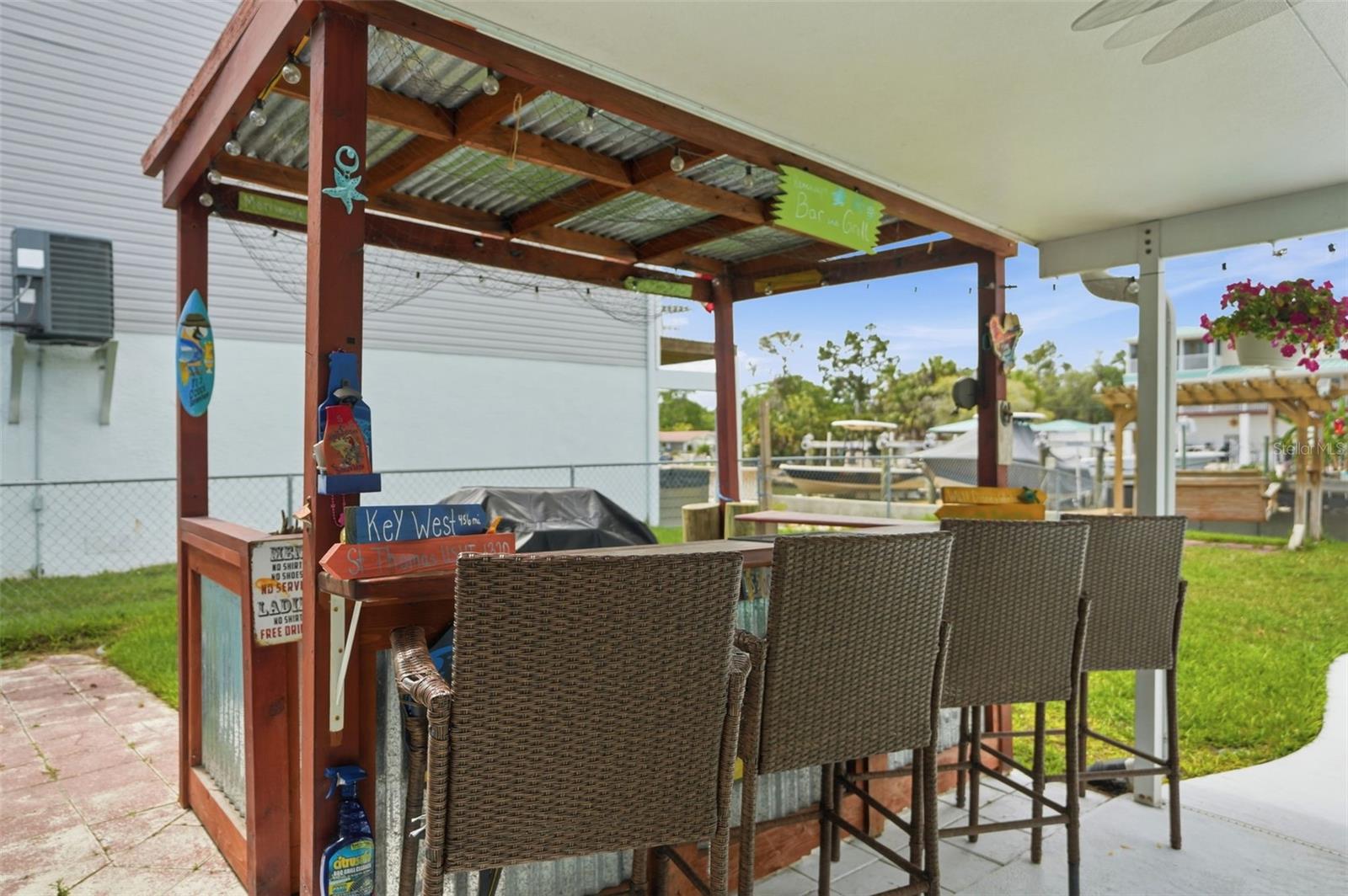 RIVIERA ESTATES - Residential
