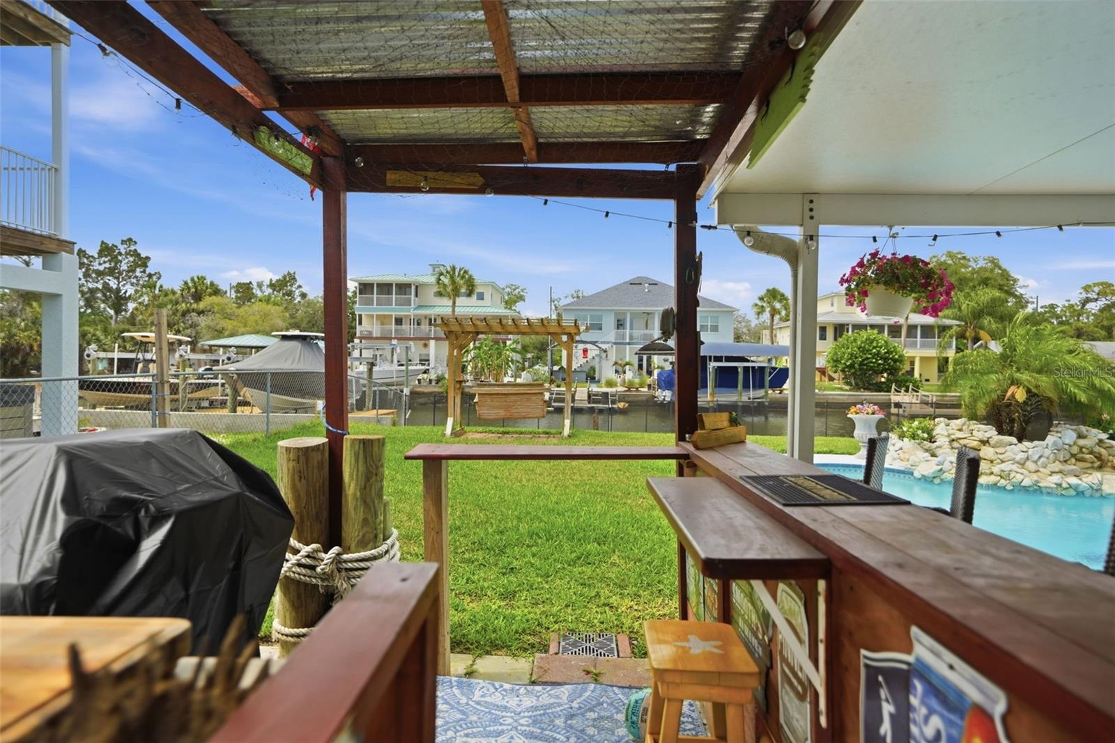RIVIERA ESTATES - Residential