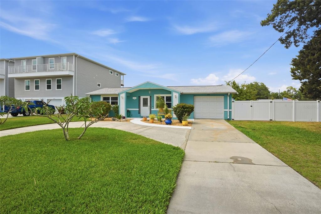 Photo of 6907 Clark Street, Hudson, FL 34667 (MLS # TB8506128)