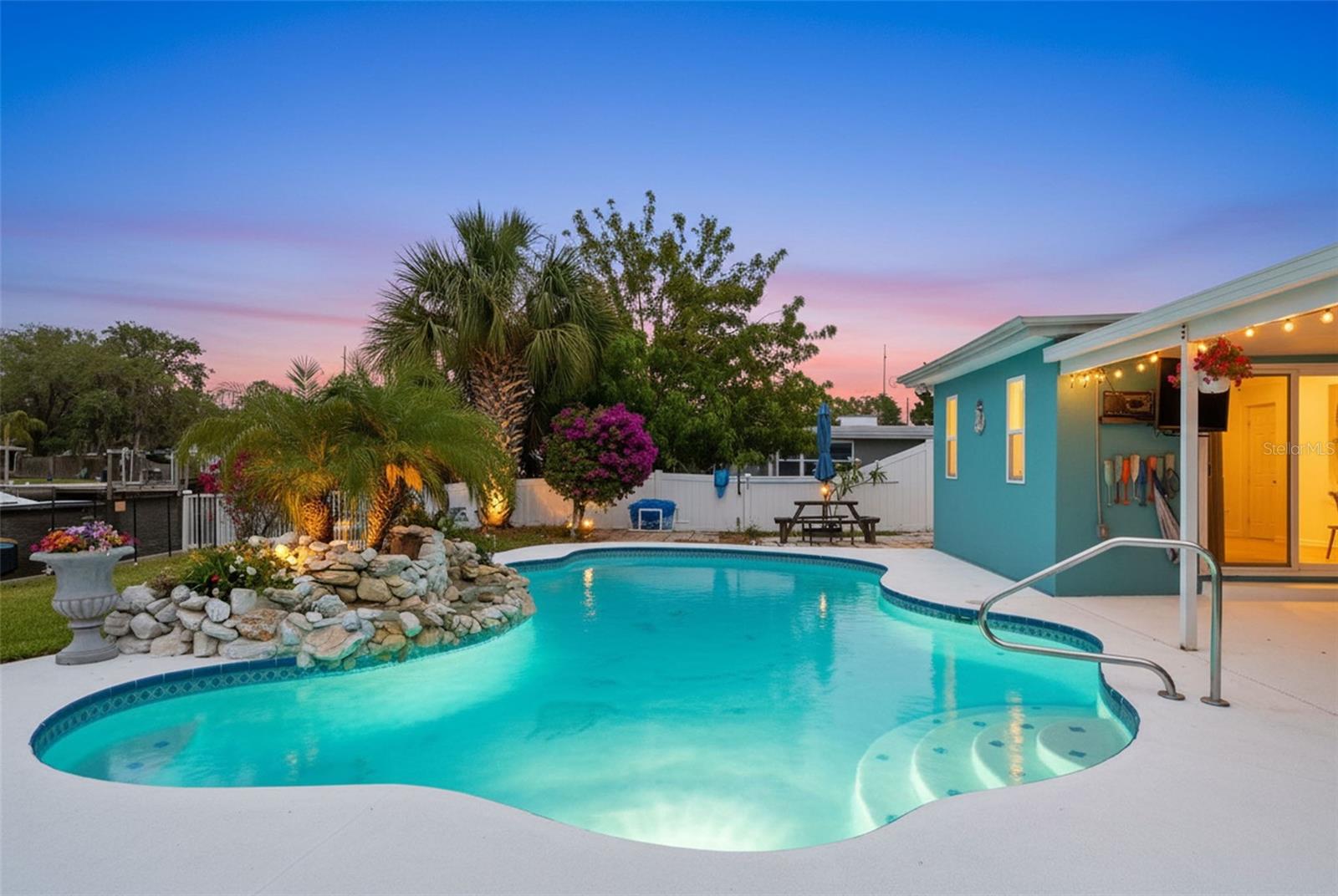 RIVIERA ESTATES - Residential