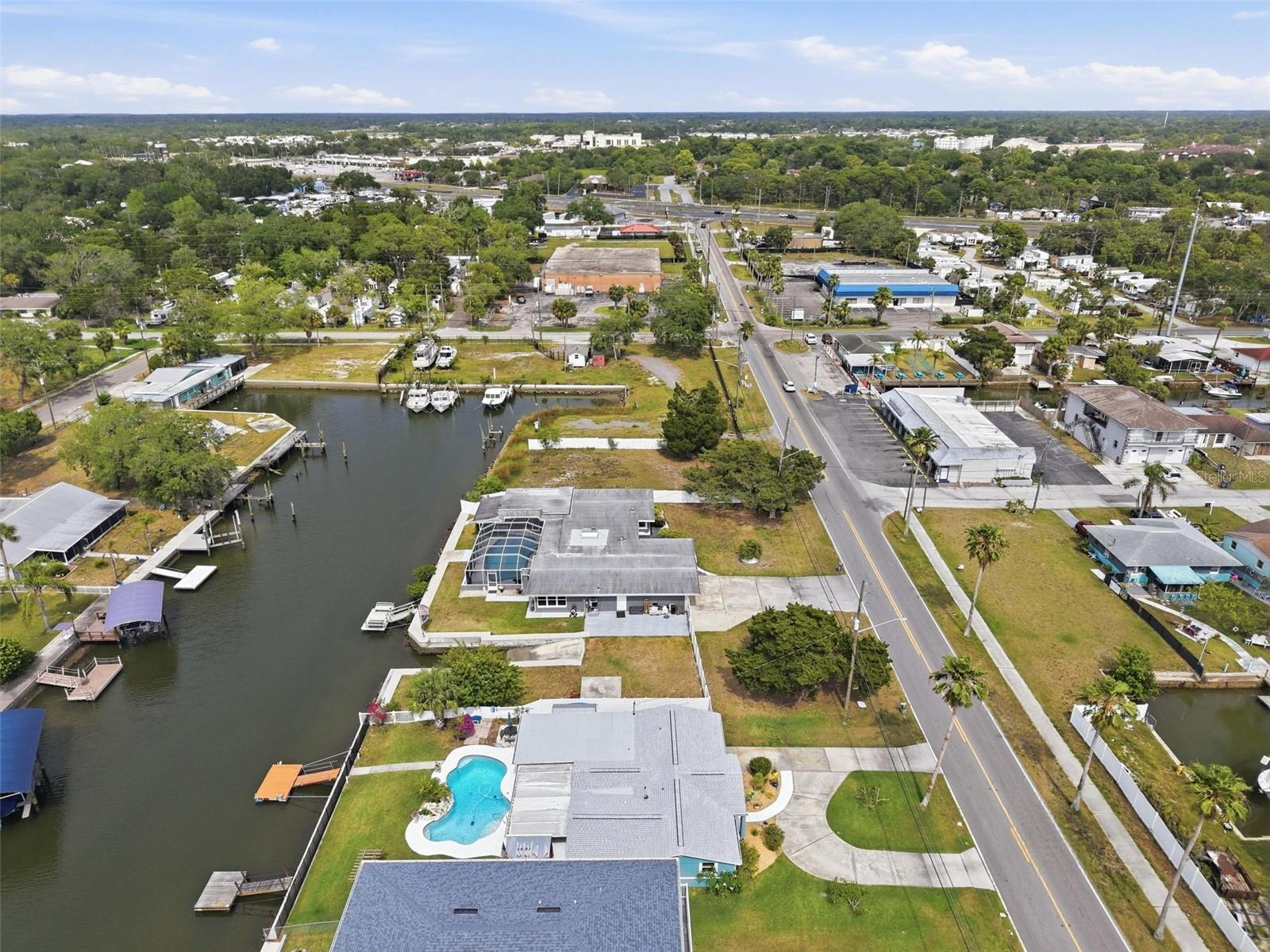 RIVIERA ESTATES - Residential