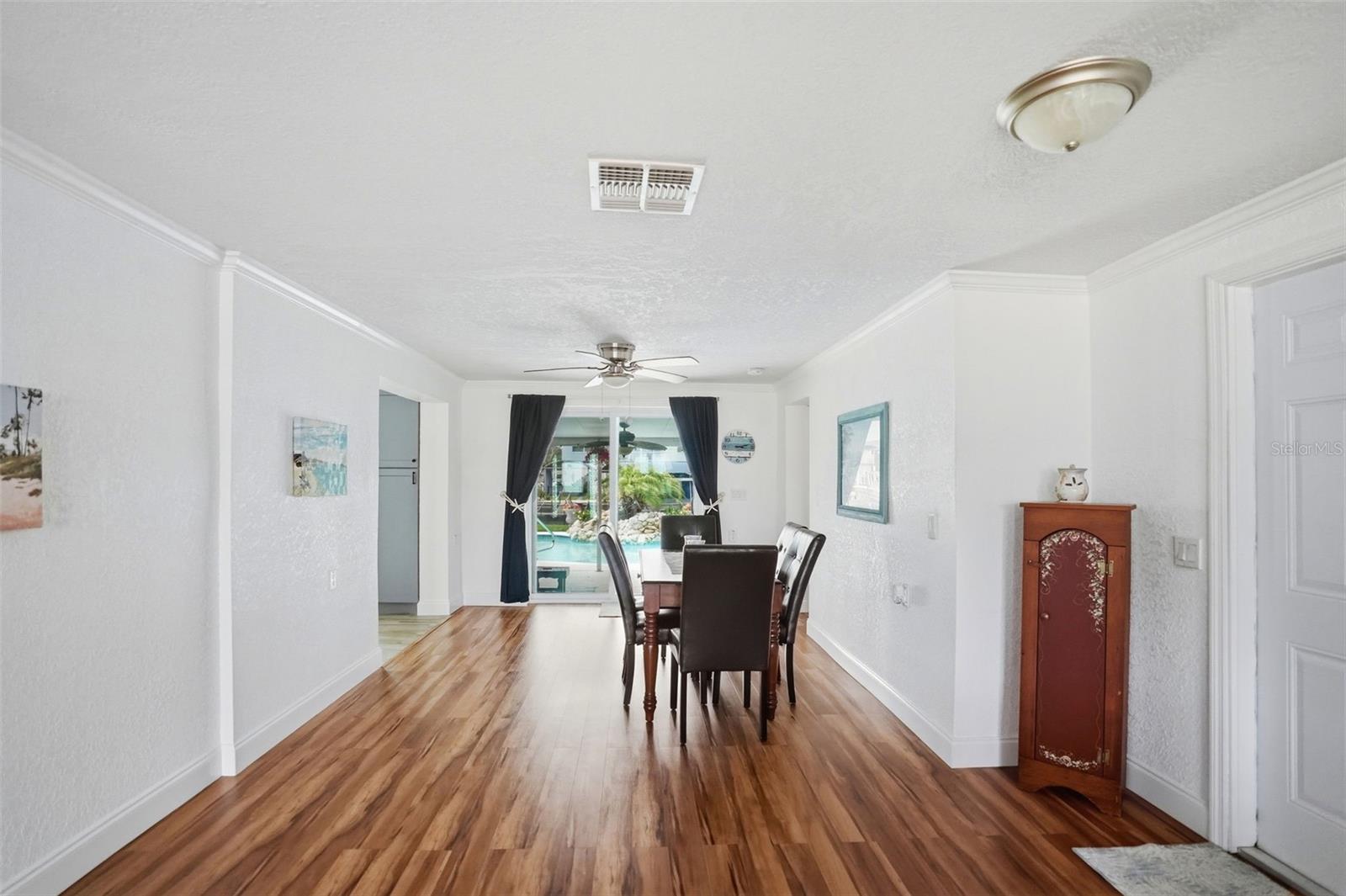 RIVIERA ESTATES - Residential