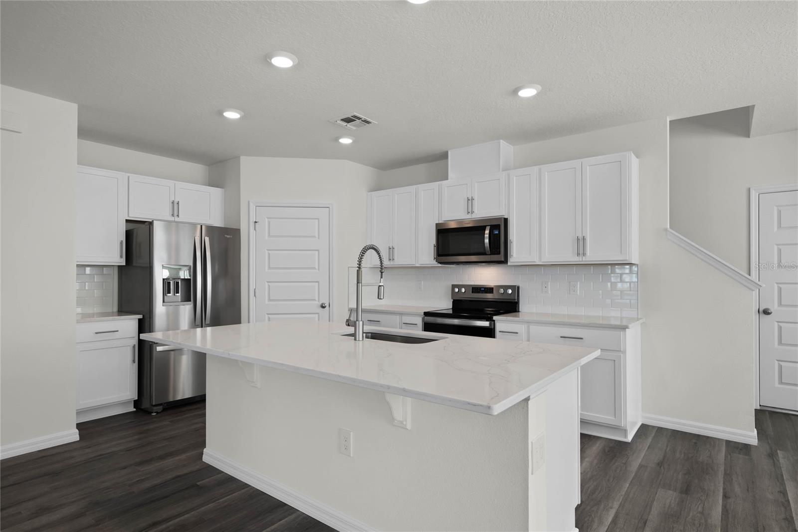 HARMONY ON LAKE ELOISE PHASE 2 - Residential