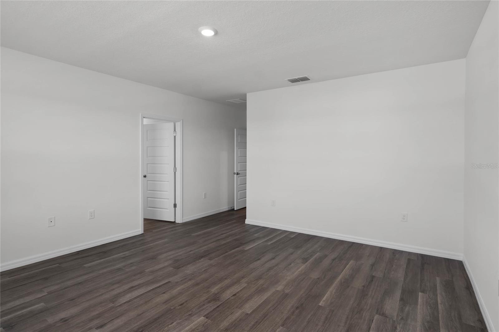 HARMONY ON LAKE ELOISE PHASE 2 - Residential