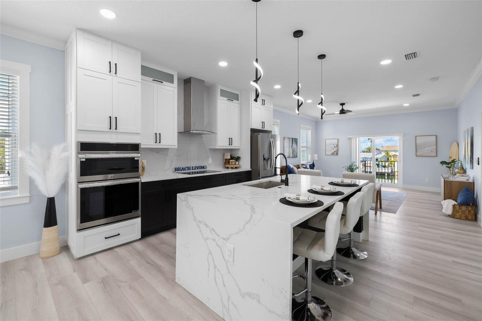 HERNANDO BEACH - Residential