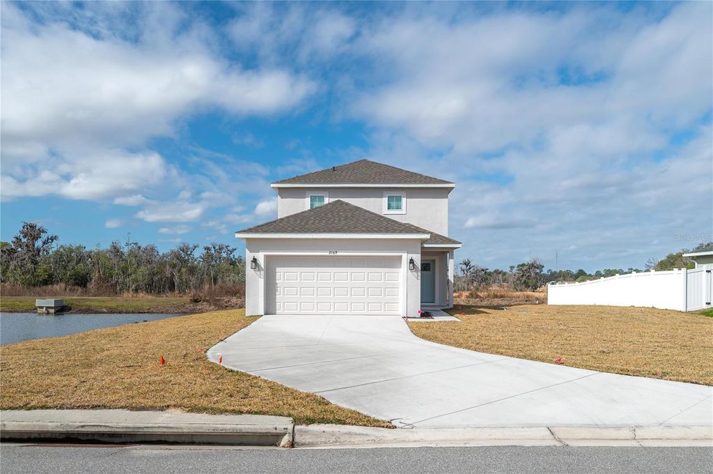 Photo of 2169 Sutton Ridge Avenue, Lakeland, FL 33810 (MLS # L4959479)