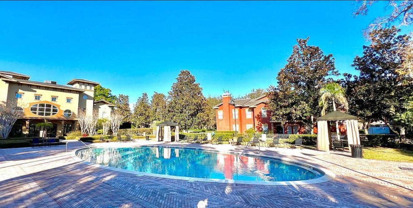 NOTTING HILL A CONDO - Residential