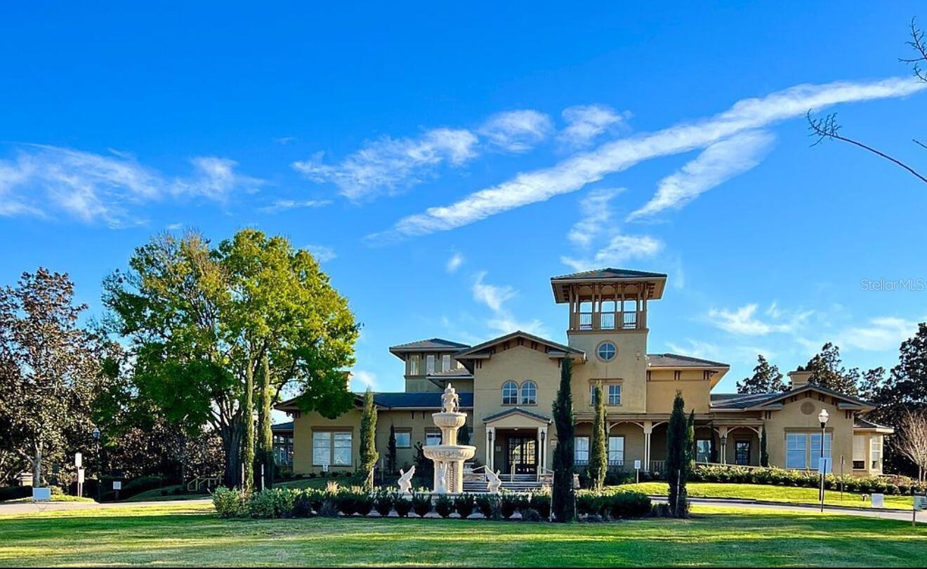 NOTTING HILL A CONDO - Residential