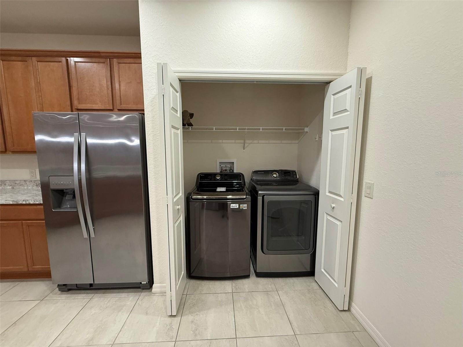 VIENNA SQUARE PH 2A - Residential