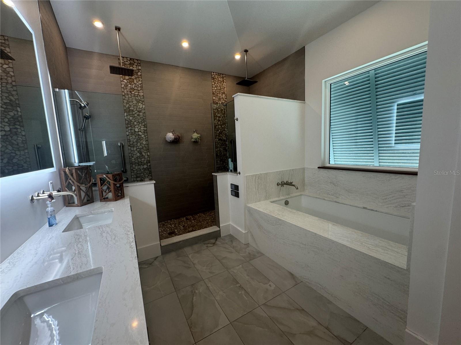 BETHUNE VOLUSIA BEACH - Residential