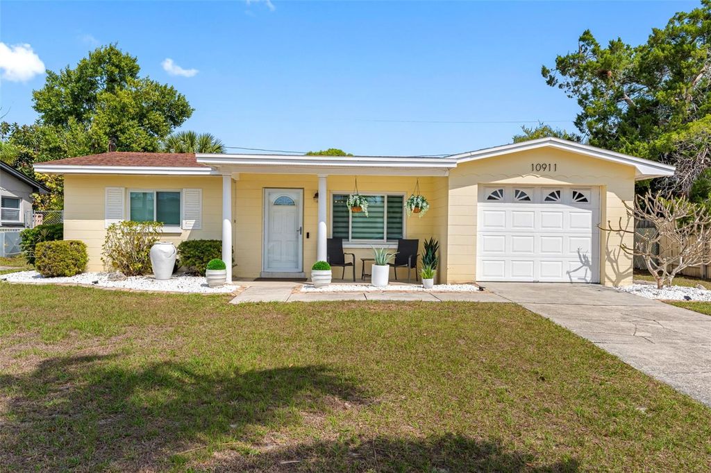 Photo of 10911 Freedom Boulevard, Seminole, FL 33772 (MLS # TB8486923)