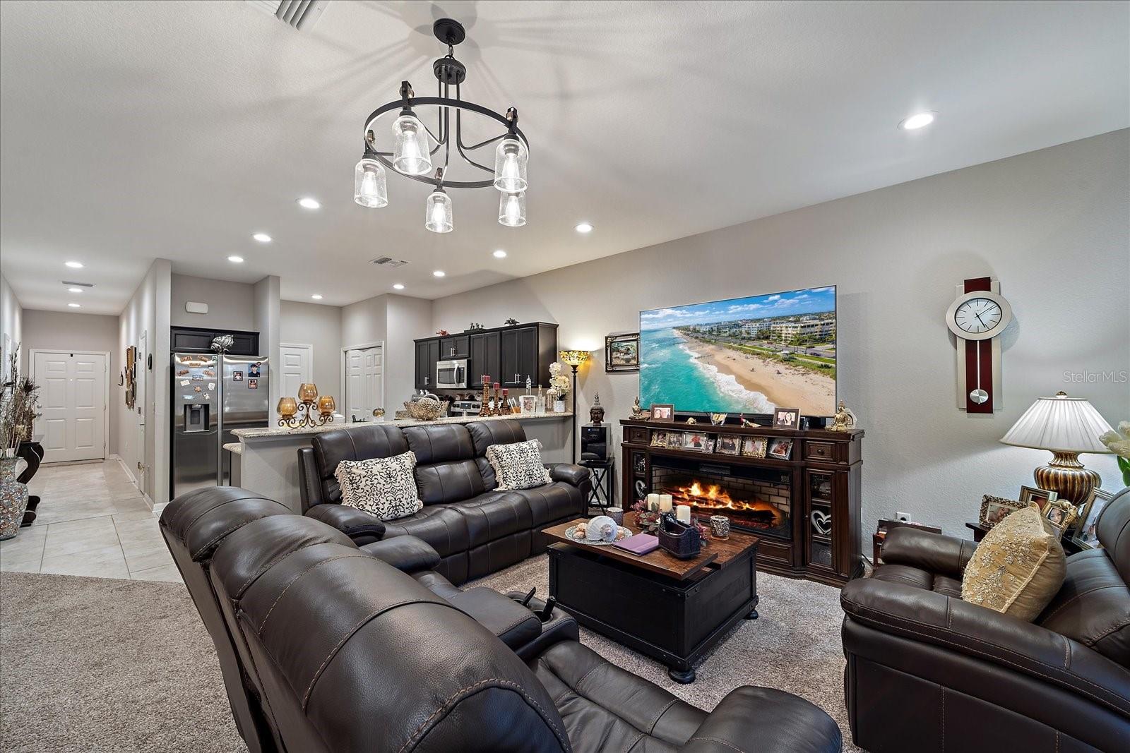 1038 GRANTHAM DRIVE