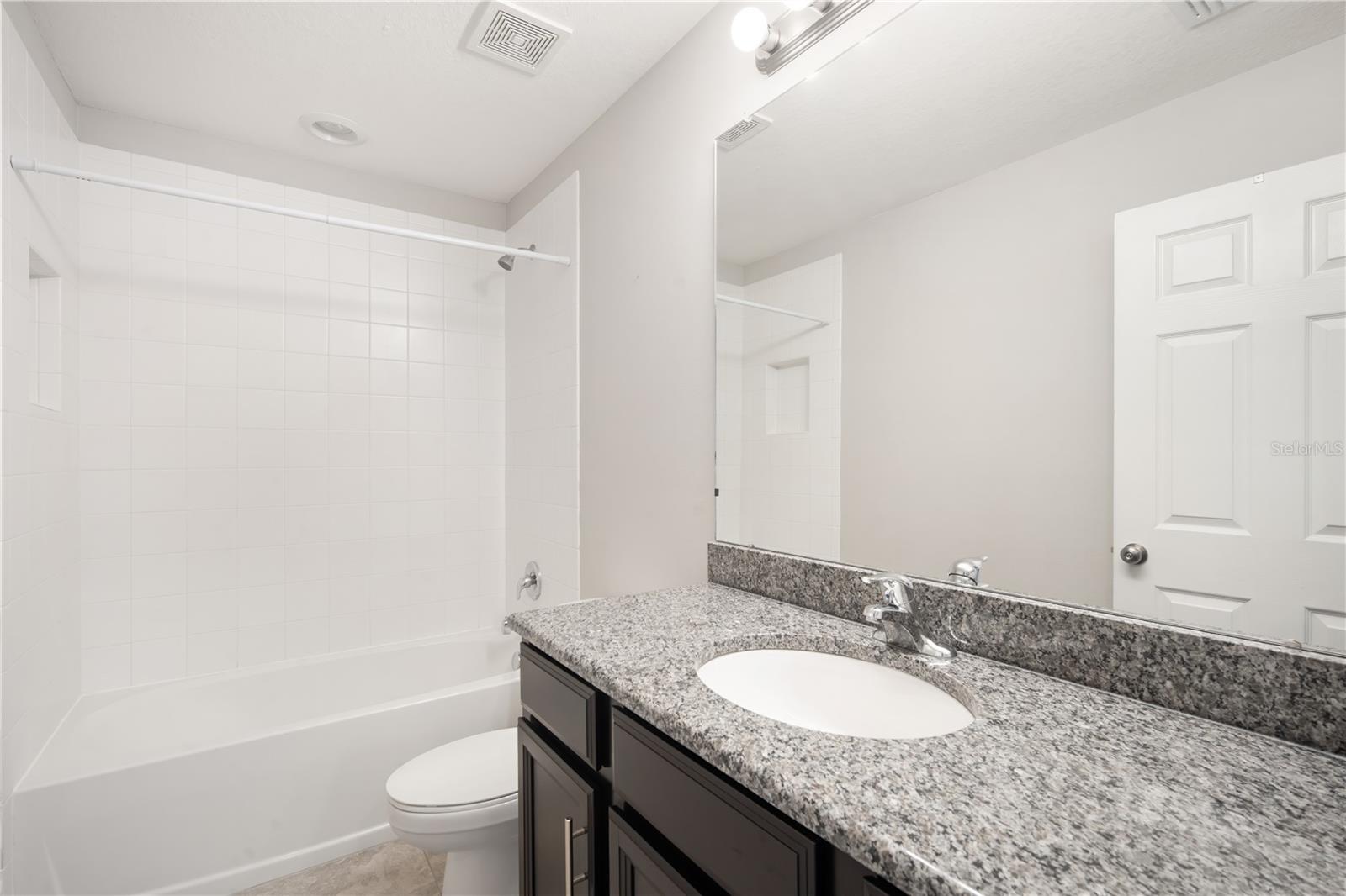 OAK CREEK PRCL 8 PH 1 - Residential Lease