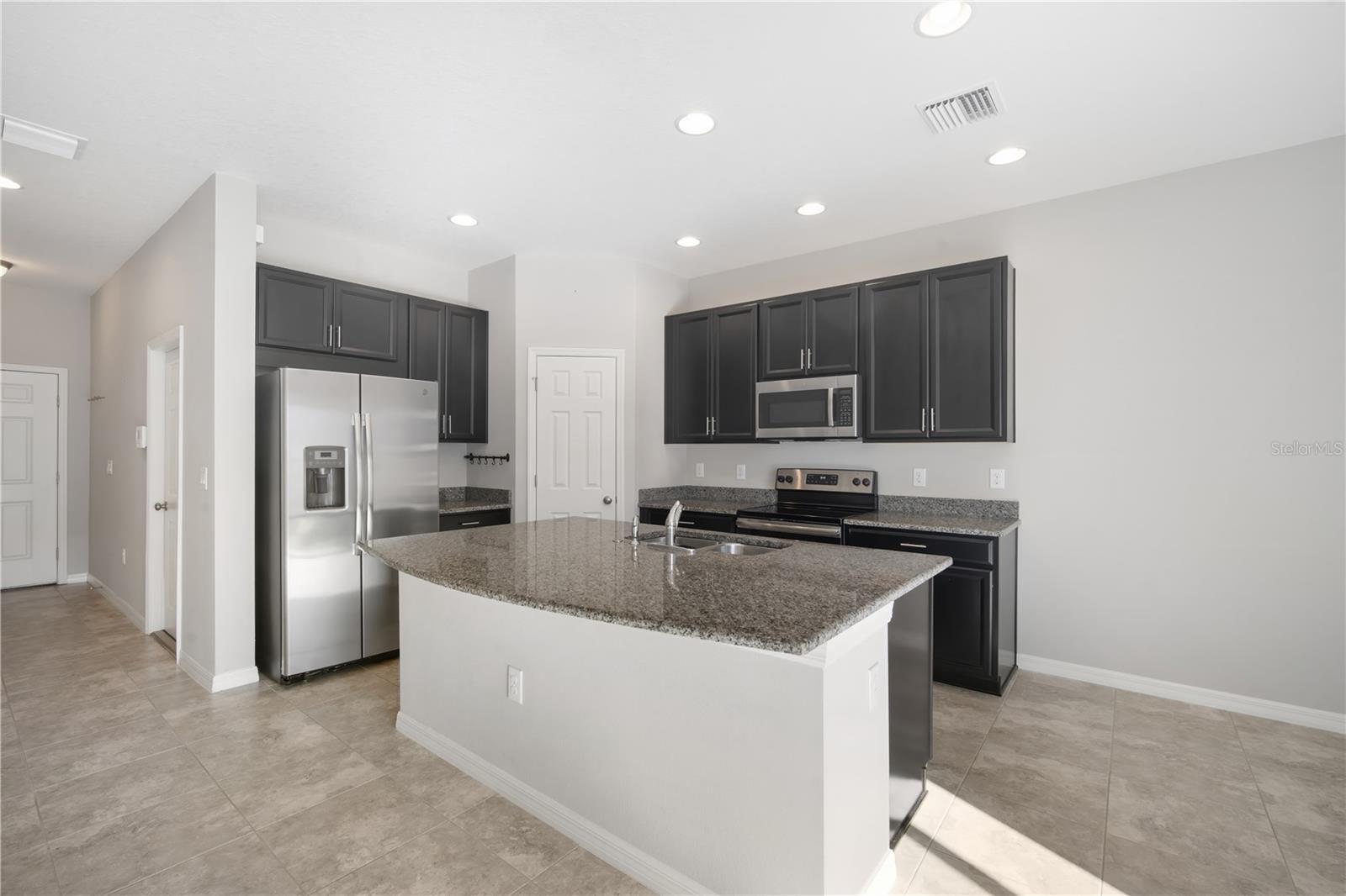 OAK CREEK PRCL 8 PH 1 - Residential Lease