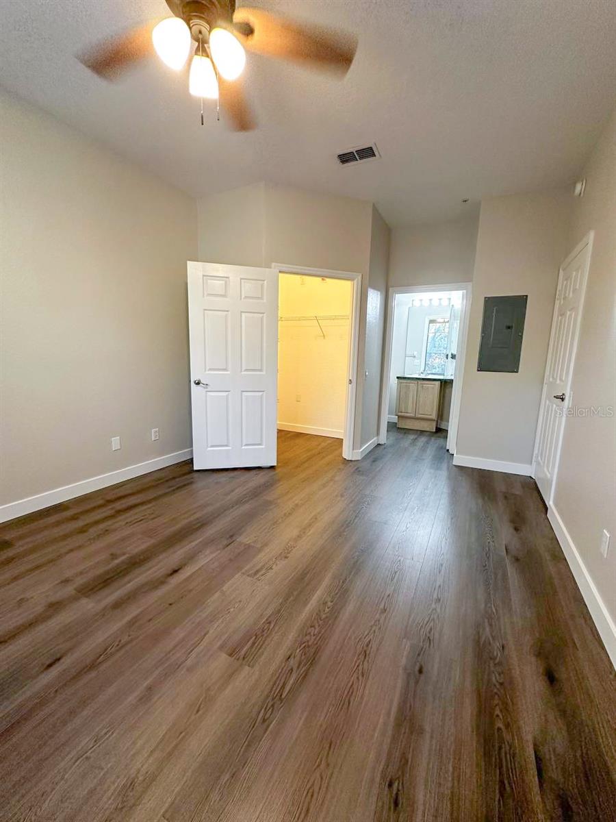 GOLF RIDGE CONDO - Residential